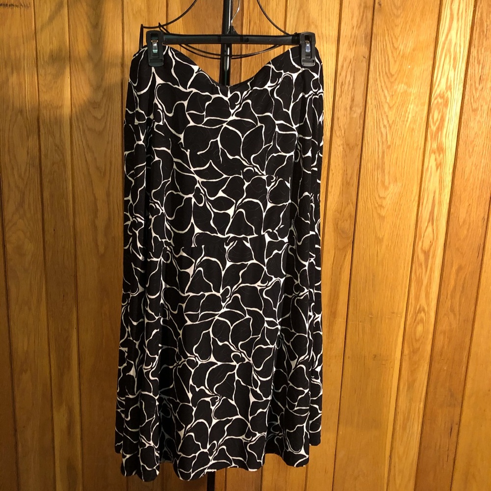 JM Collection | Black & White Print Skirt
